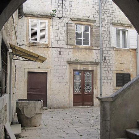 Room Mira Trogir Kültér fotó