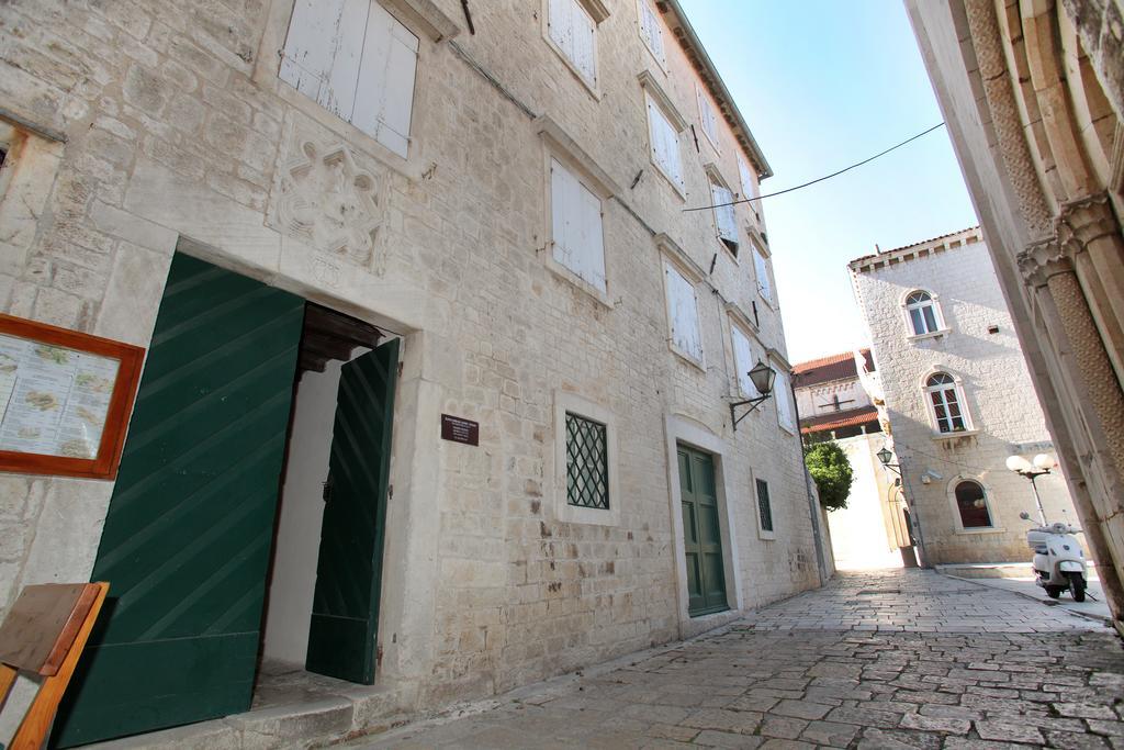 Room Mira Trogir Kültér fotó