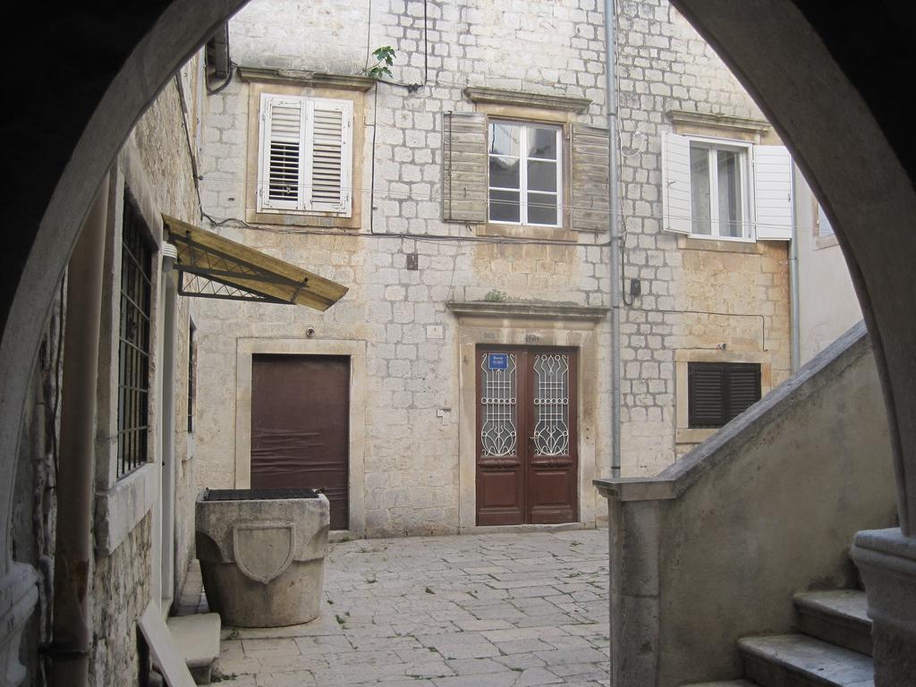Room Mira Trogir Kültér fotó